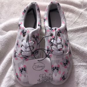 Women’s Disney aristocrats  Marie print shoes! New